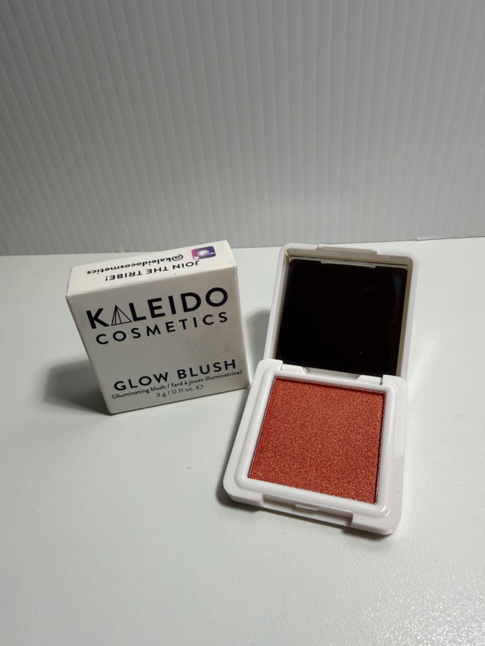 Kaleido cosmetics glow blush in cherry gold NEW